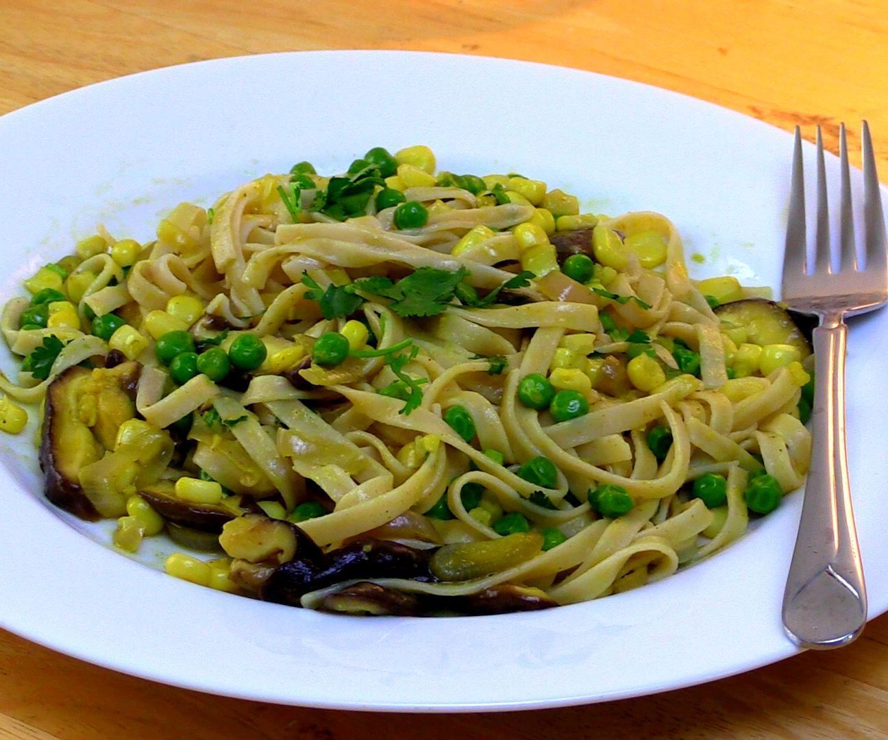 Creamy Fettucine With Curried Shitake Mushrooms & Corn - Vegan & Gluten Free