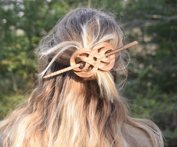 Interlocking Mobius Band Hair Clip