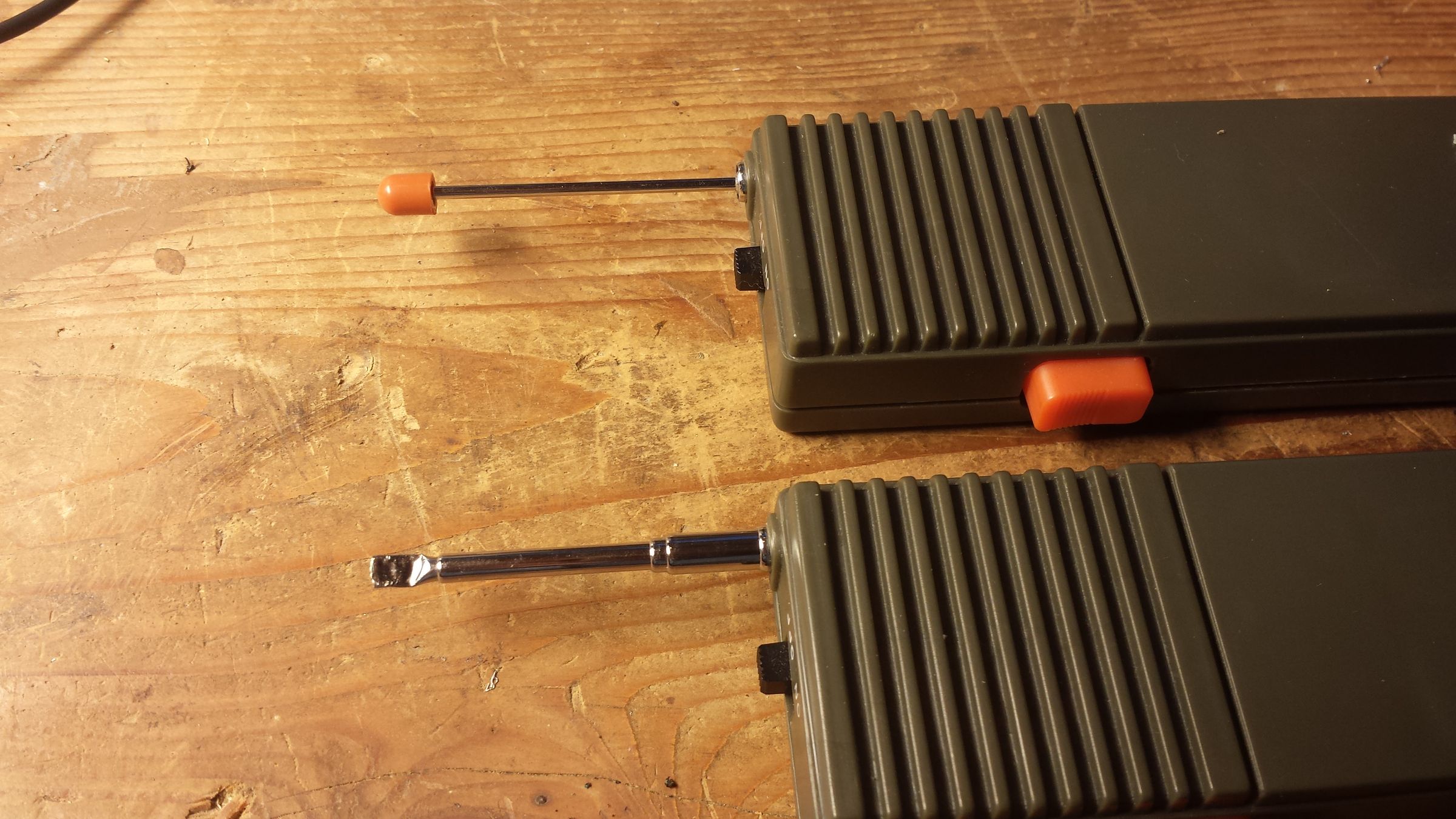 Replace an Antenna Tip With Sugru