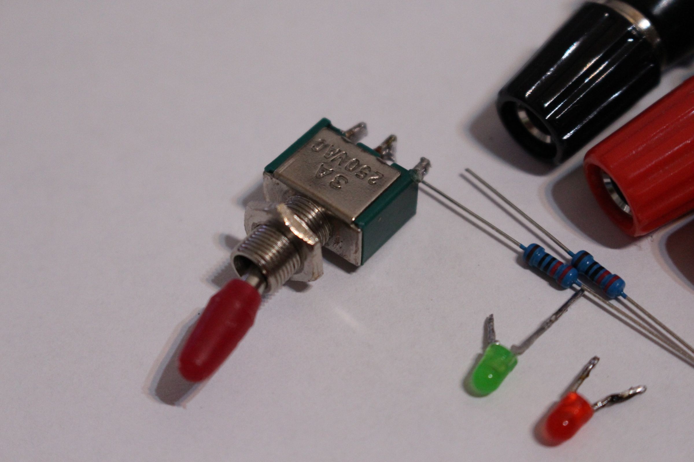 DIY Lab Bench Power Supply : 5 Steps - Instructables