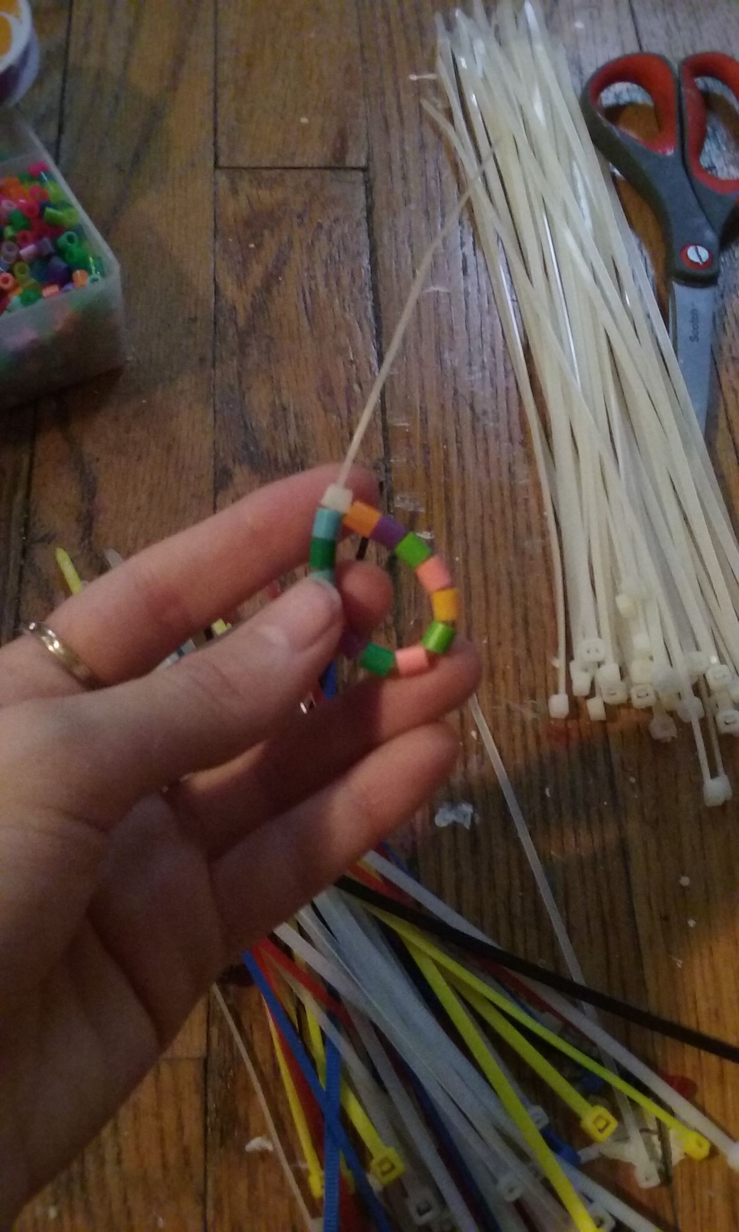 Perler Bead Zip Tie Necklace 6 Steps (with Pictures) Instructables