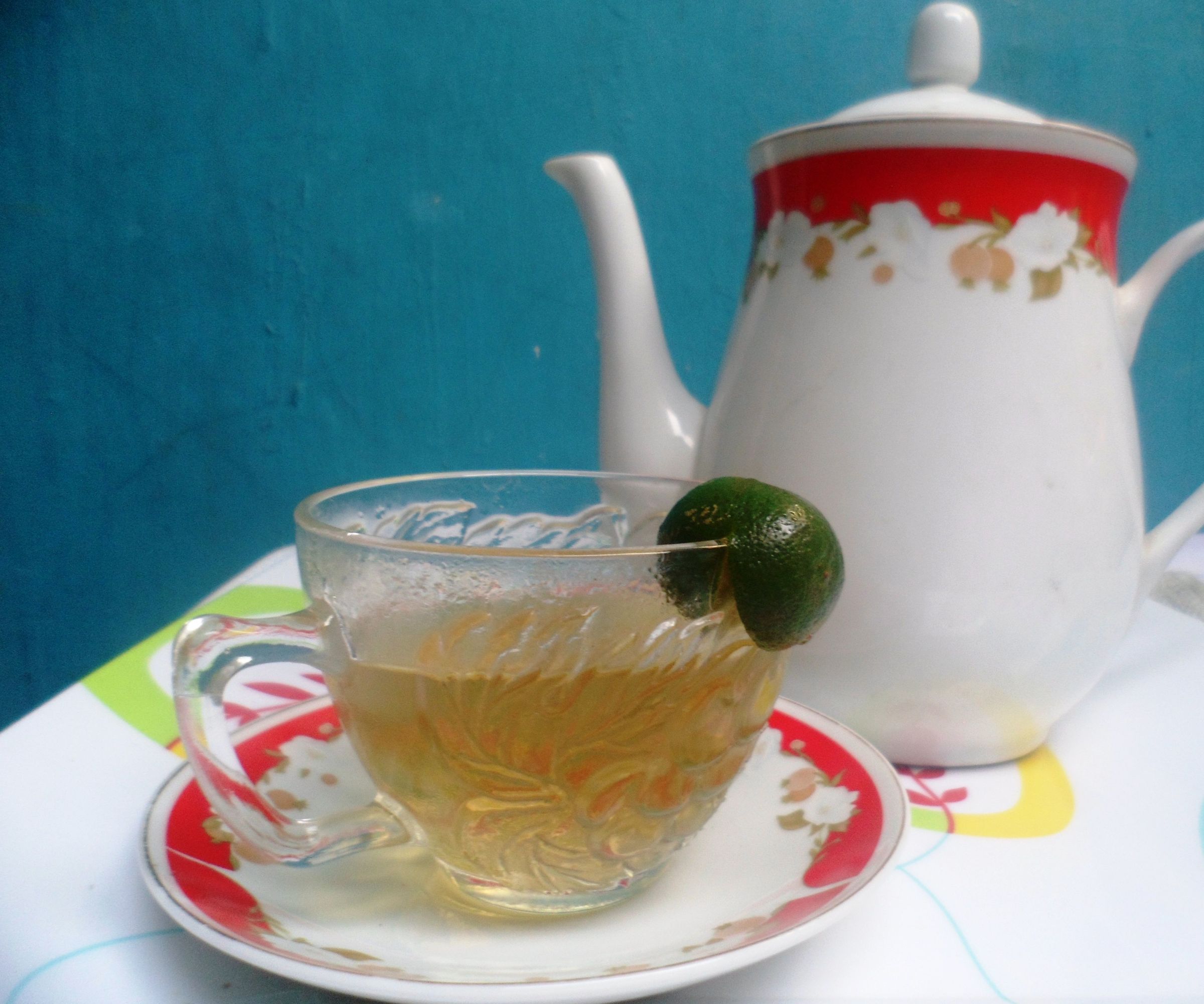 Easy Lemongrass-Ginger Juice