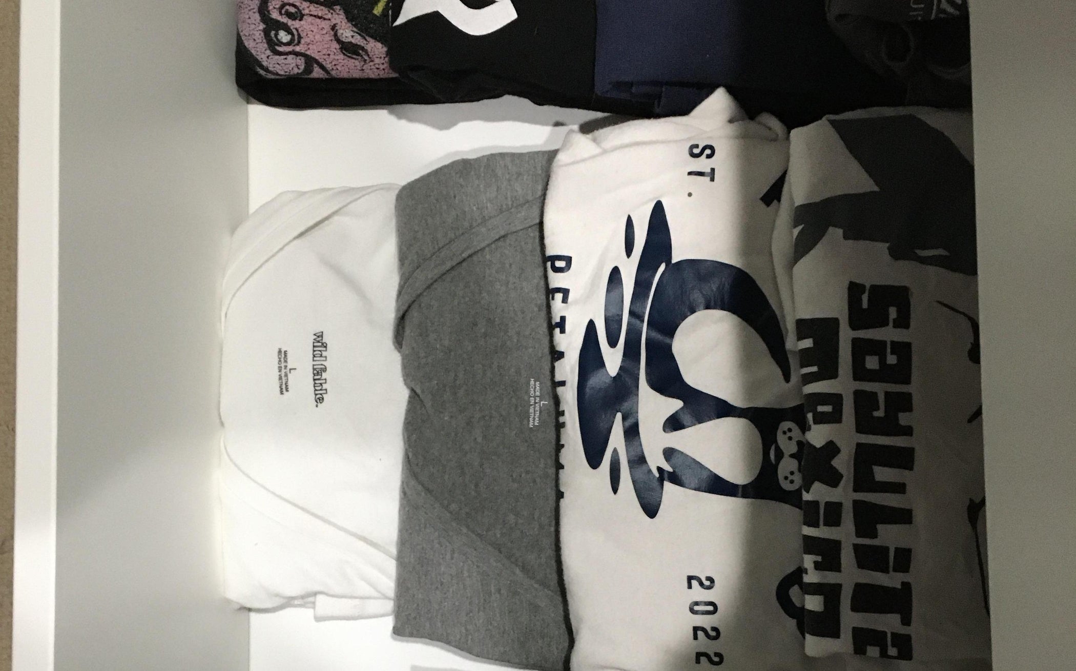 The Best Way to Fold Shirts 4 Steps Instructables