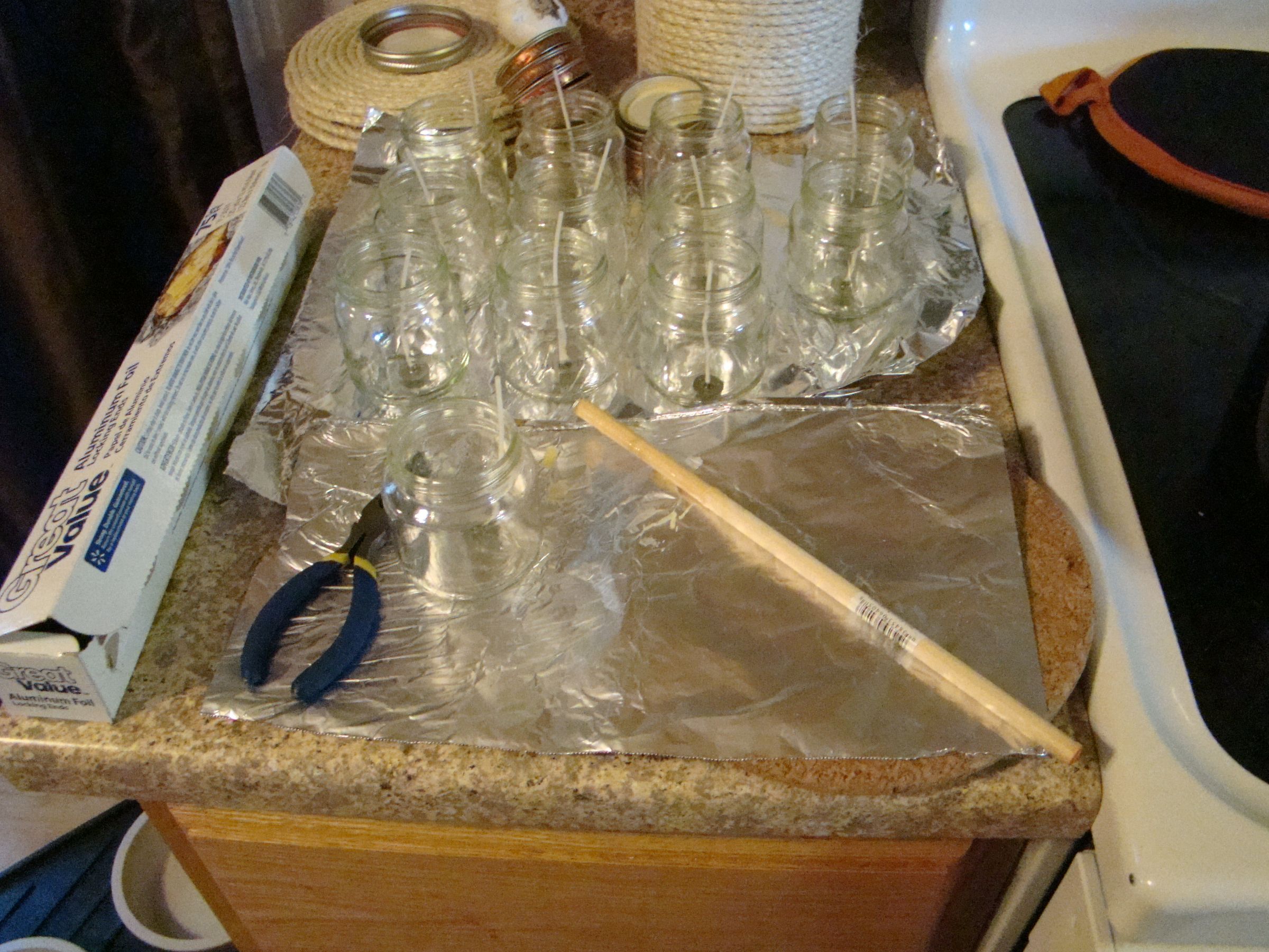 8 Hour Mini Recycled Survival Candles in 10 Steps! (with Pictures