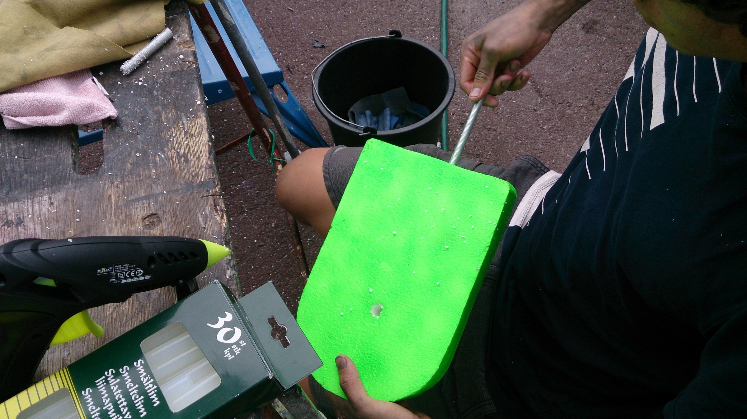Styrofoam Fishing Boat/Barge for RC Trolling 5 Steps Instructables