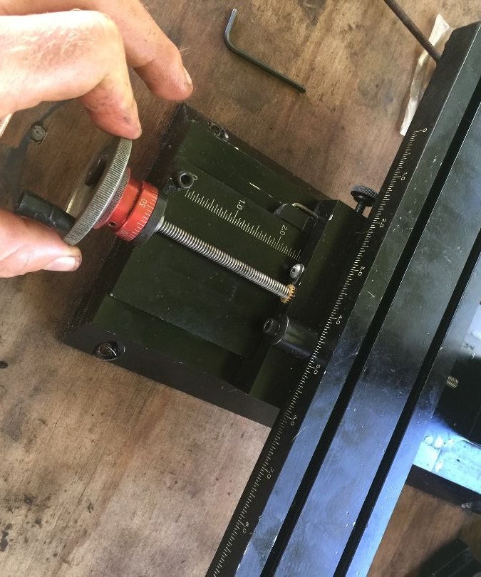 Lash Out! How to Make a Milling Machine More Accurate 23 Steps