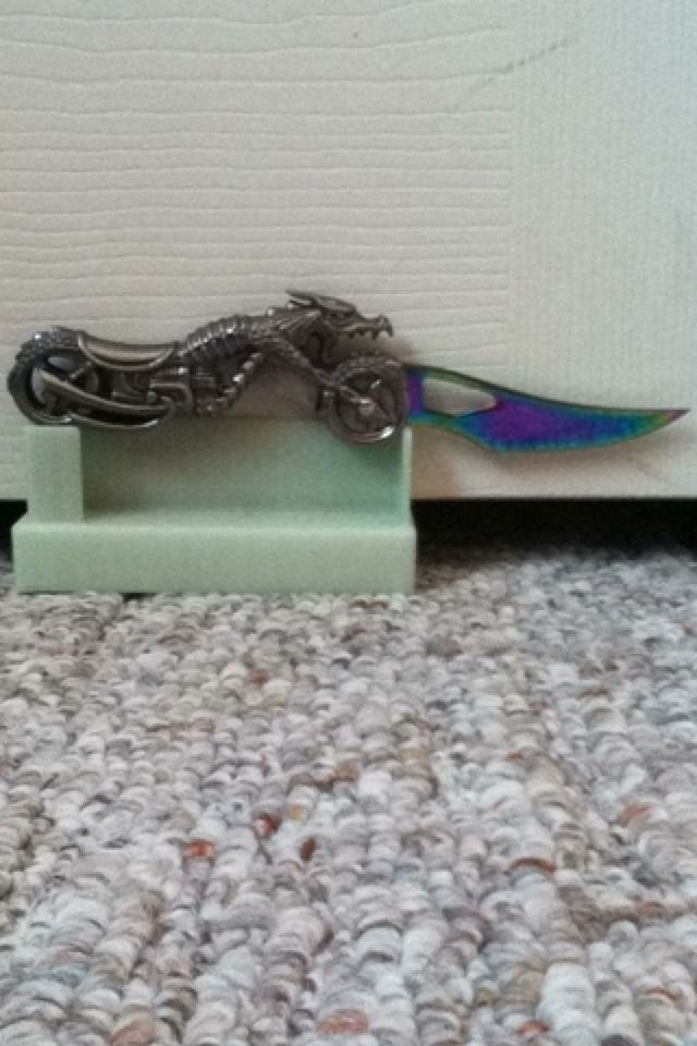 3D Print a Glowing Knife Stand