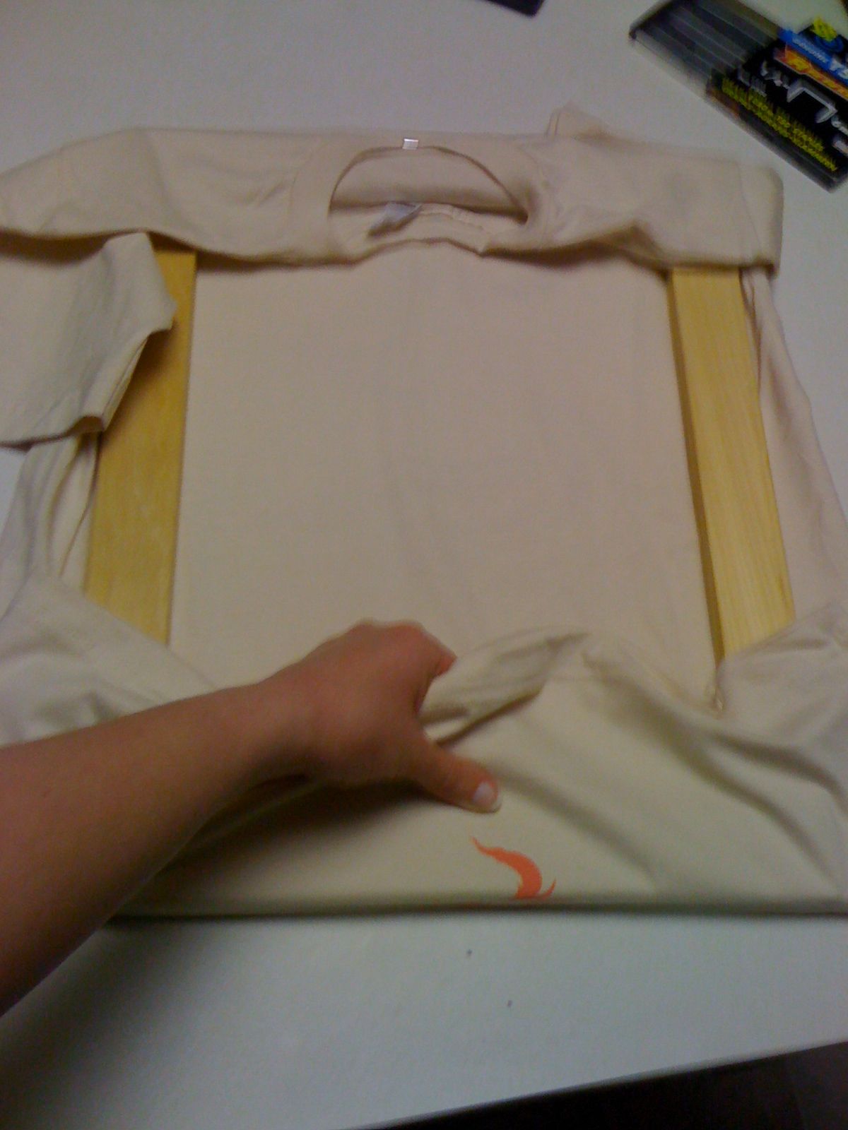 Make a Tshirt Into Hangable Art 8 Steps Instructables