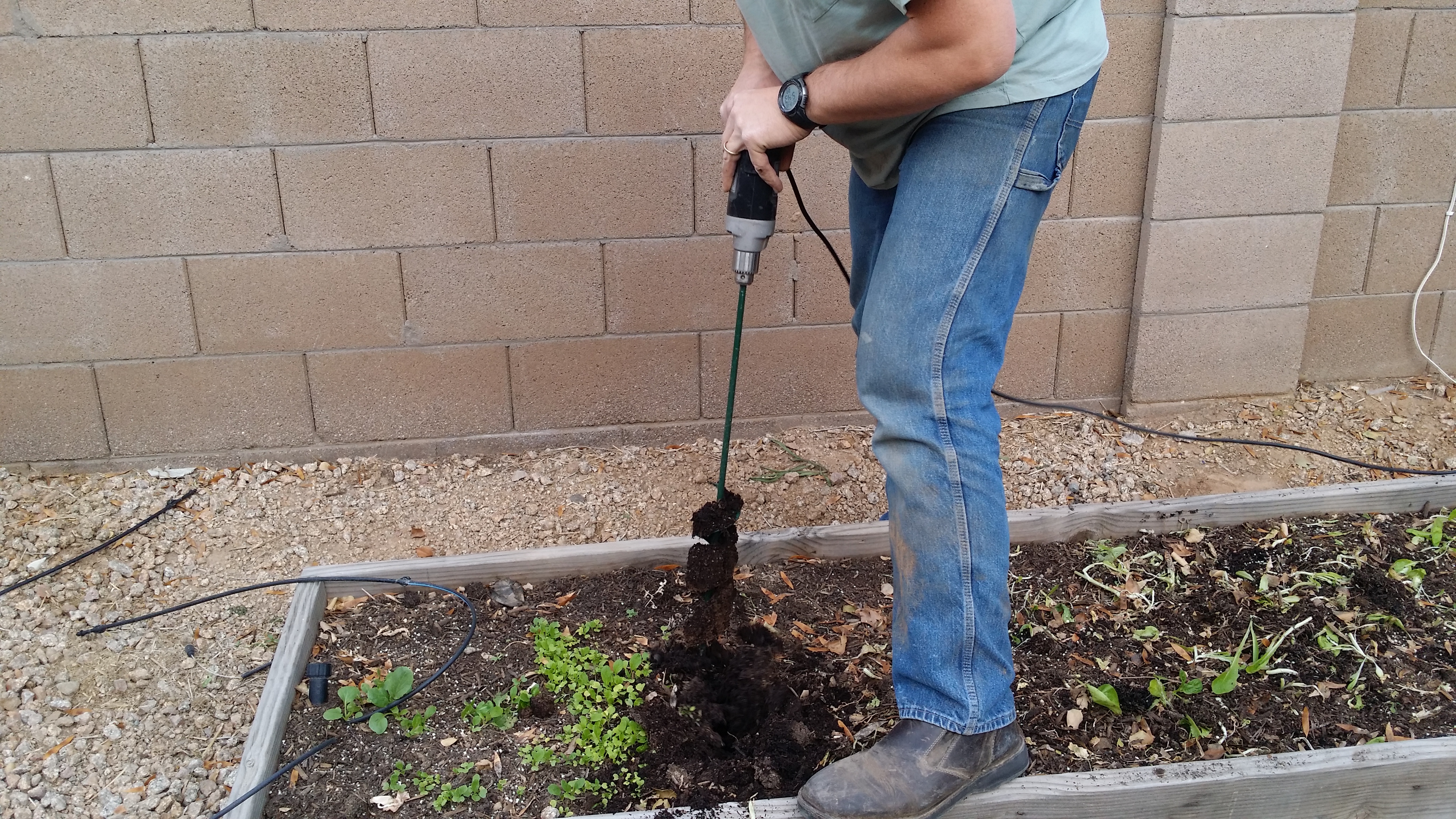 Tilling Raised Bed Gardens 4 Steps Instructables