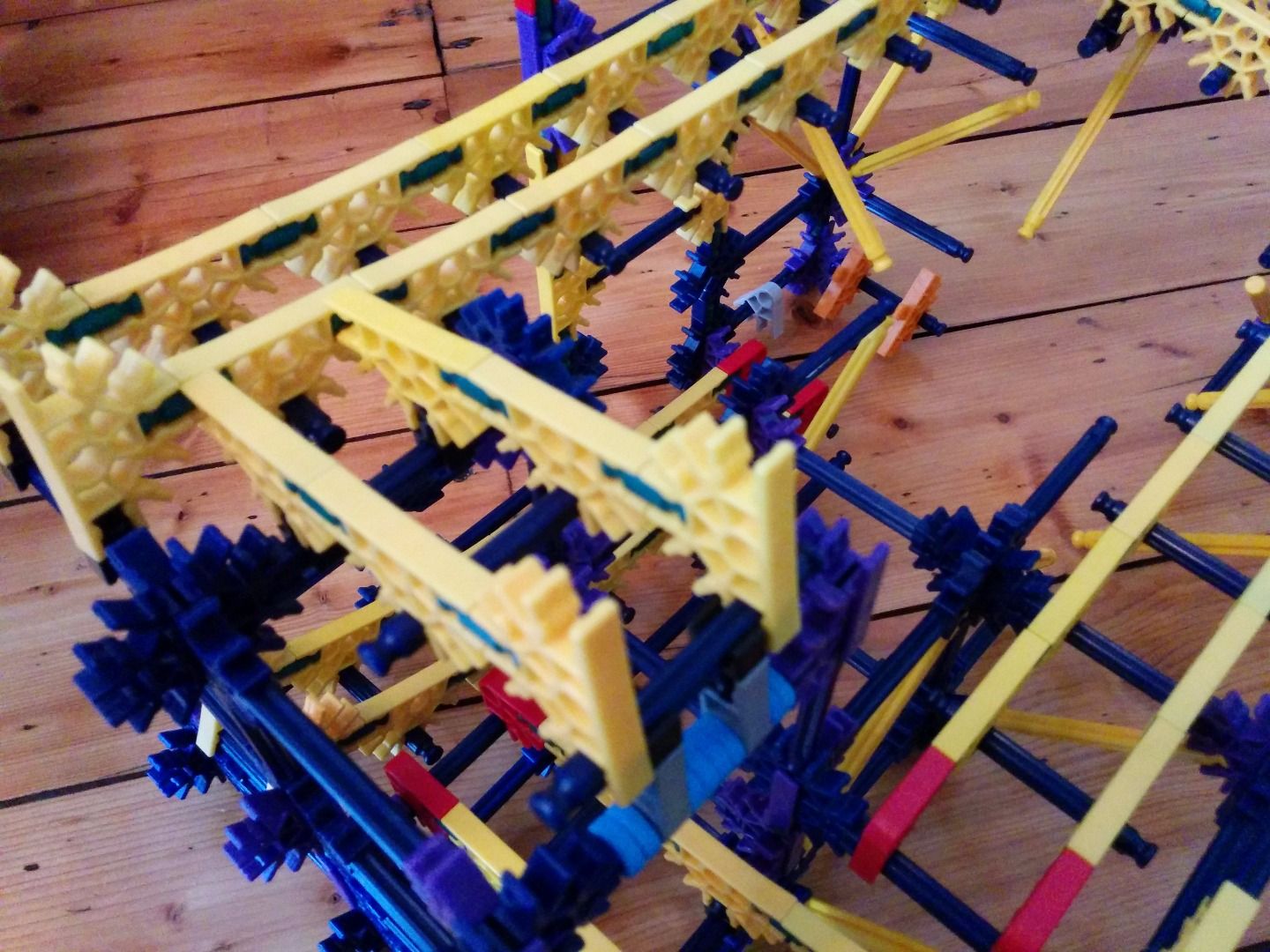 Three Small Towers - a K'nex Ball Machine : 8 Steps - Instructables