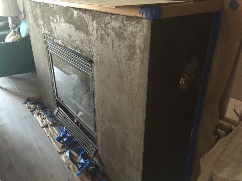 Smooth Concrete Look Fireplace Refinish. 5 Steps (with Pictures