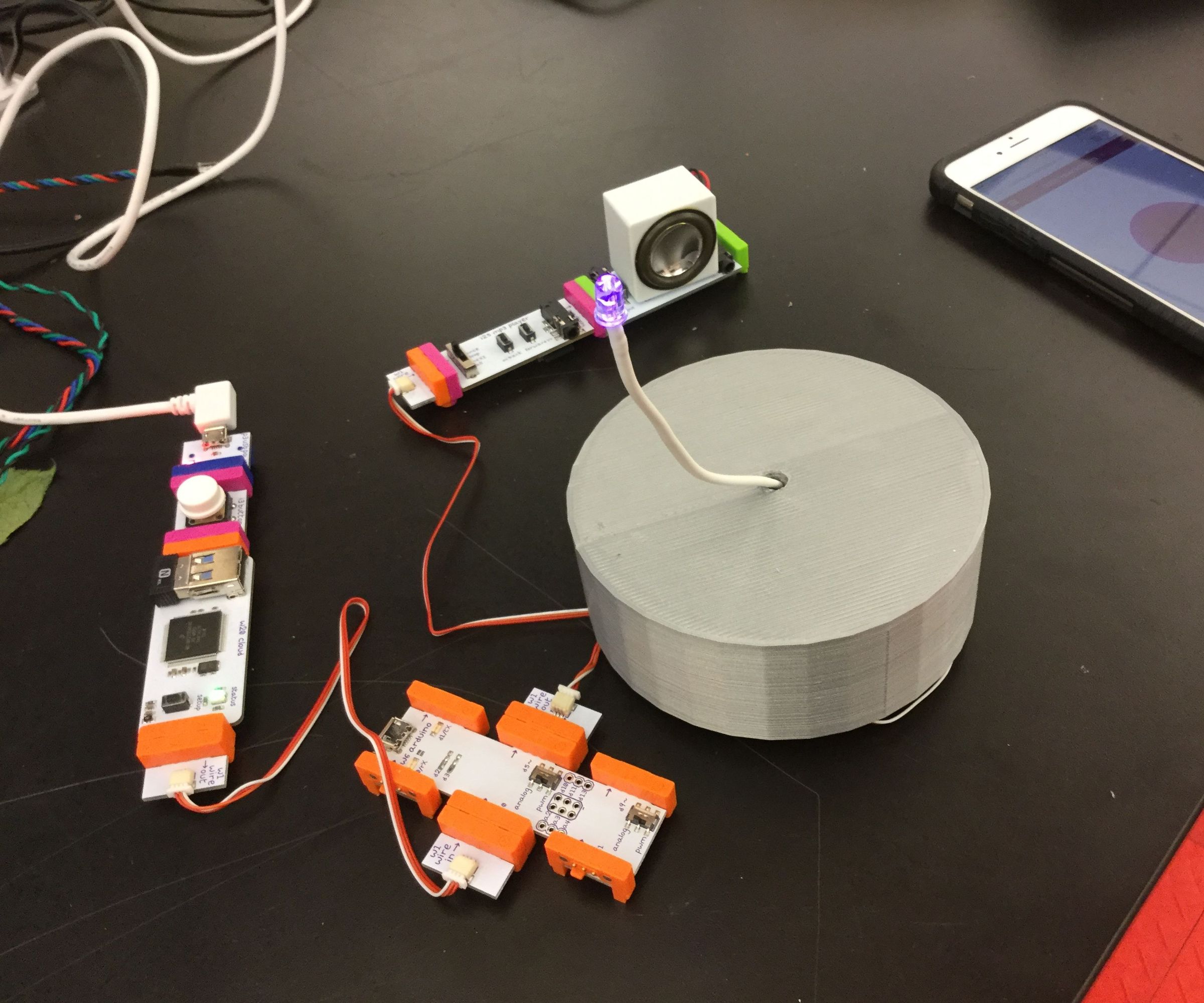 LittleBits Surprise Cake
