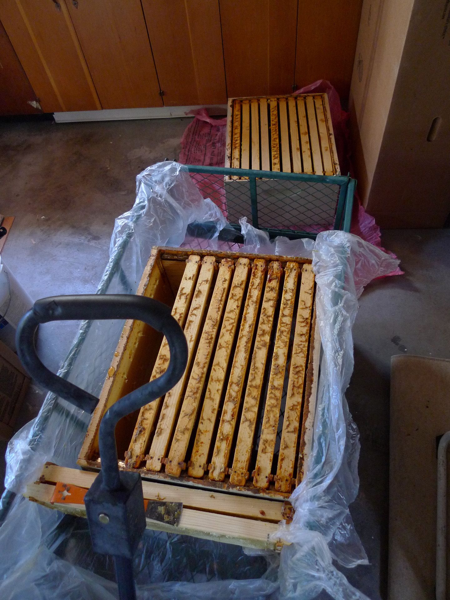 Extracting Honey 8 Steps (with Pictures) Instructables