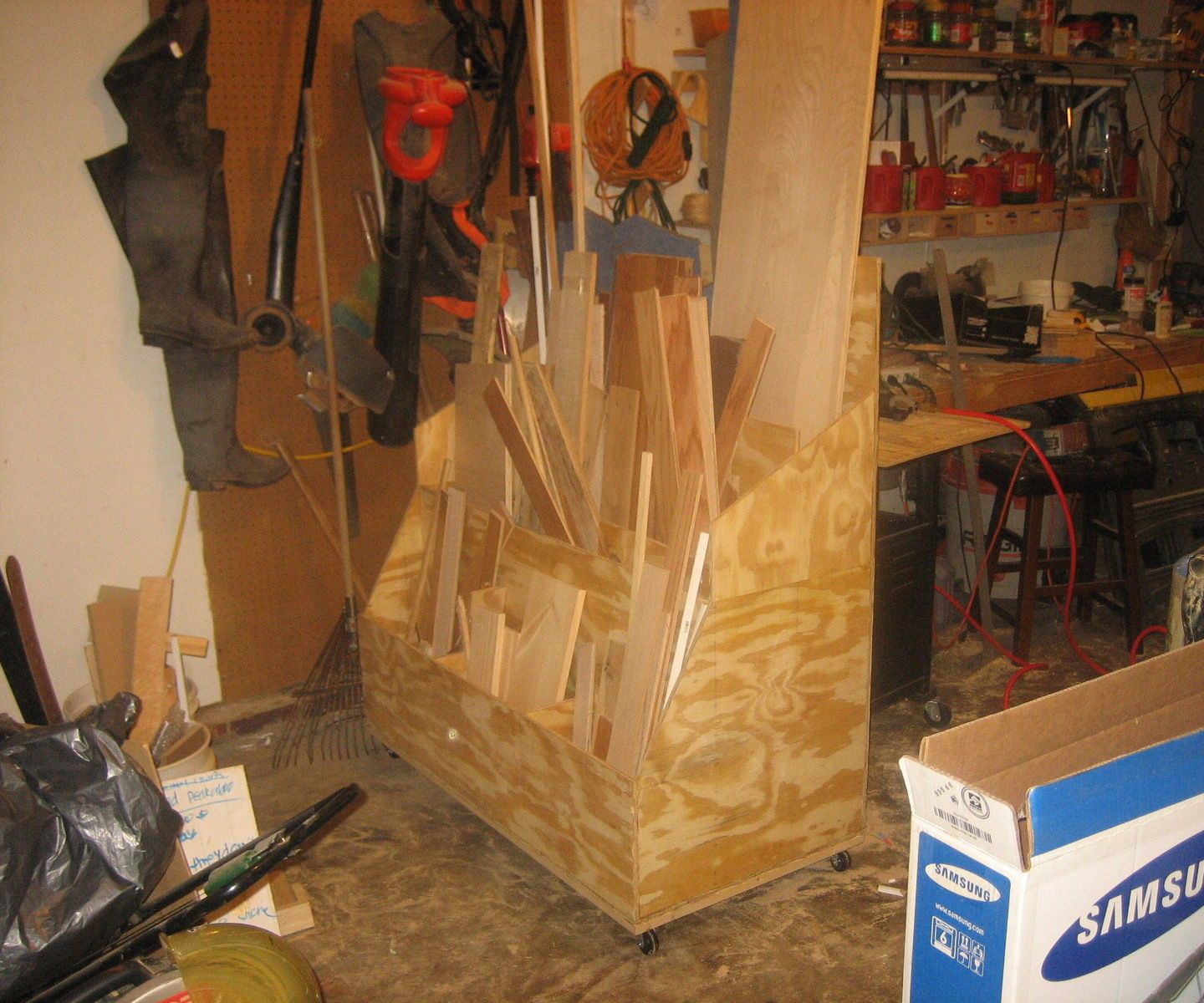 HOW I MADE MY LUMBER CART