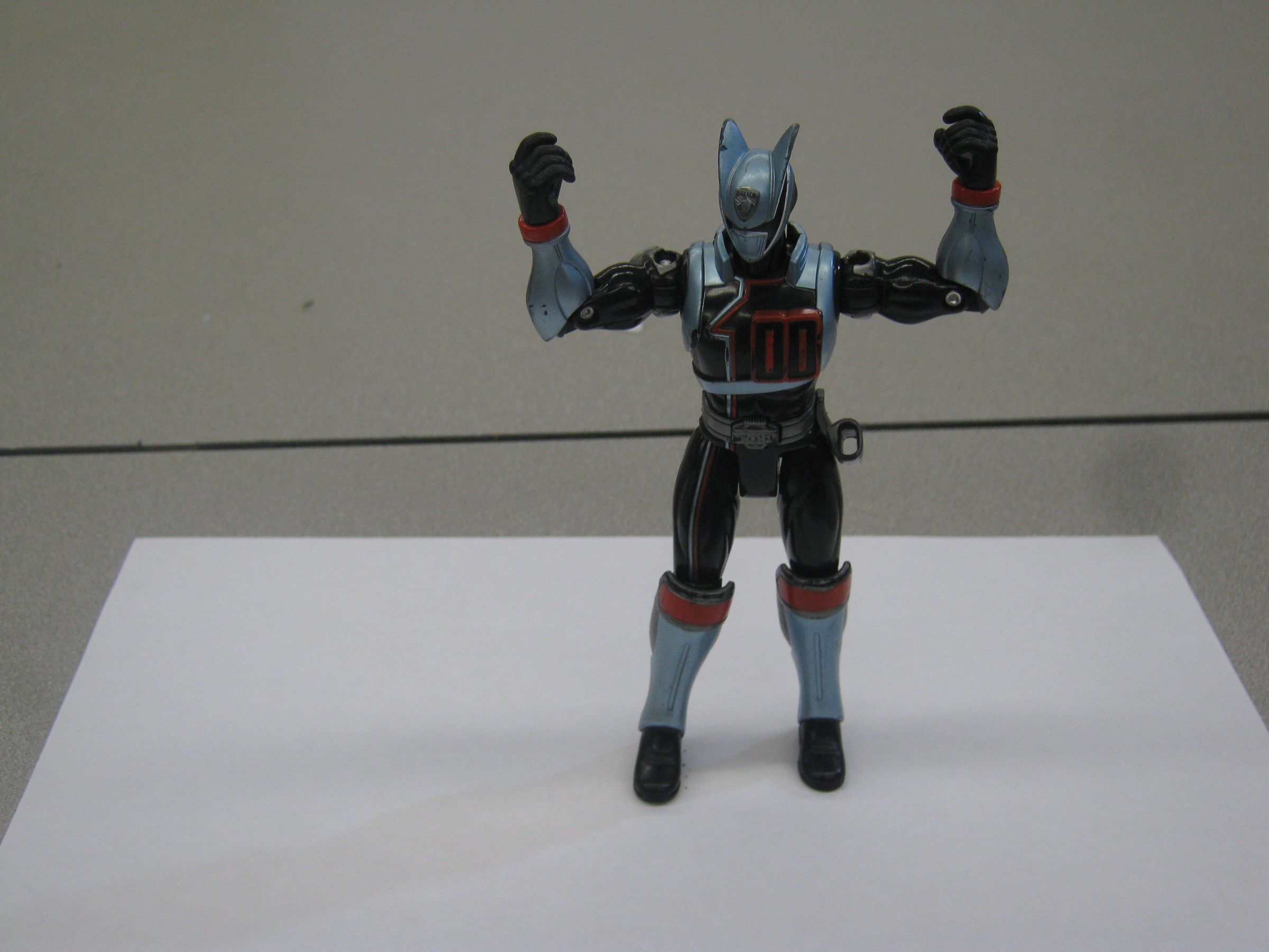 How To: Keep an Action Figure Standing!