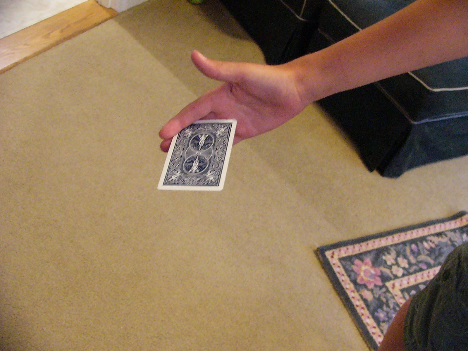 How to Card Throw