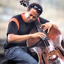 How to make an electric bass sound like an upright in under a minute