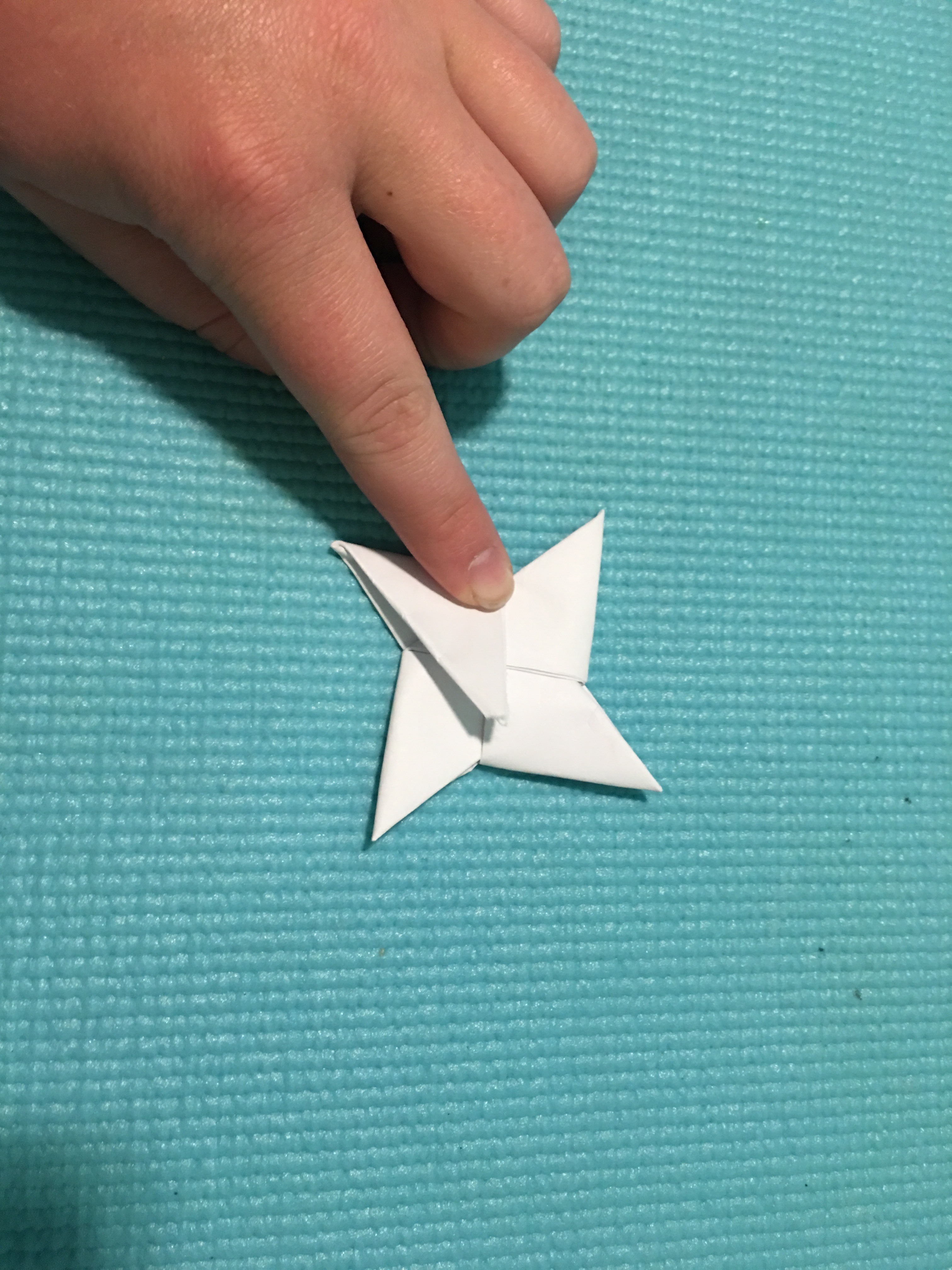 Origami Ninja Star : 17 Steps - Instructables