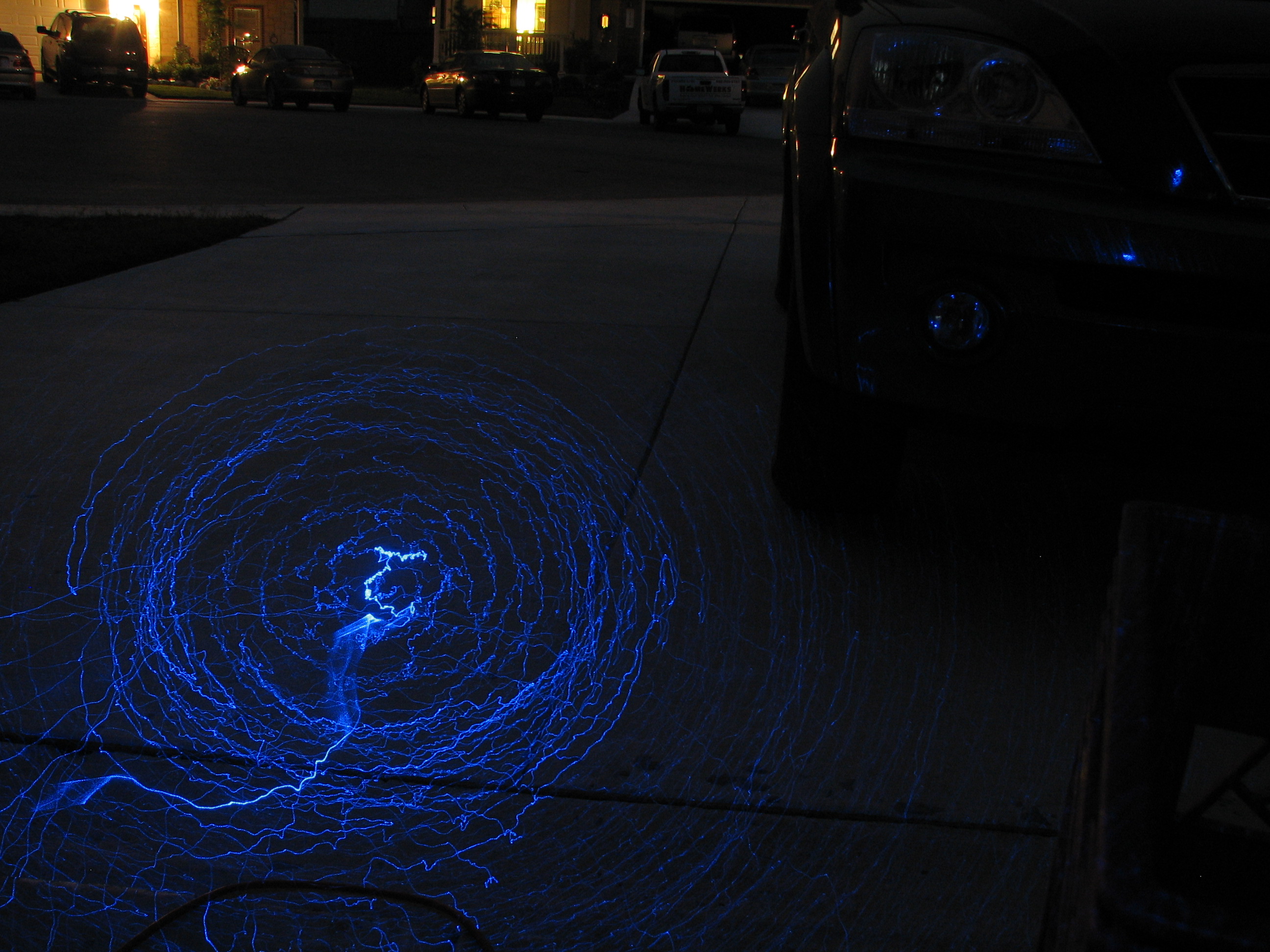 How to write with a blue or green laser pointer and take photos