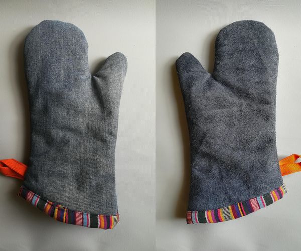 Oven Mitt From Recycled Materials
