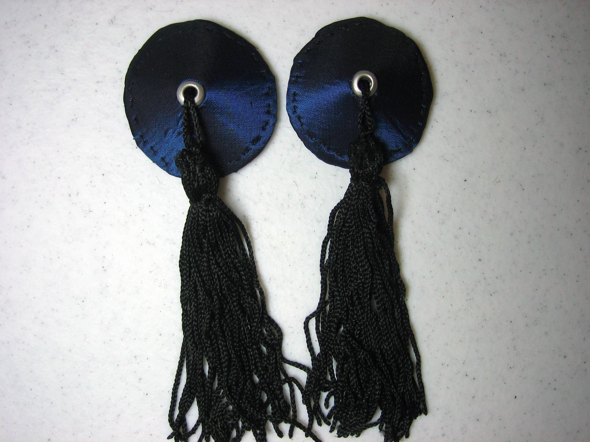 How to make your own burlesque pasties