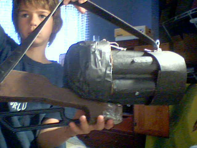 Making the Big Baby From Hell Boy : 7 Steps - Instructables