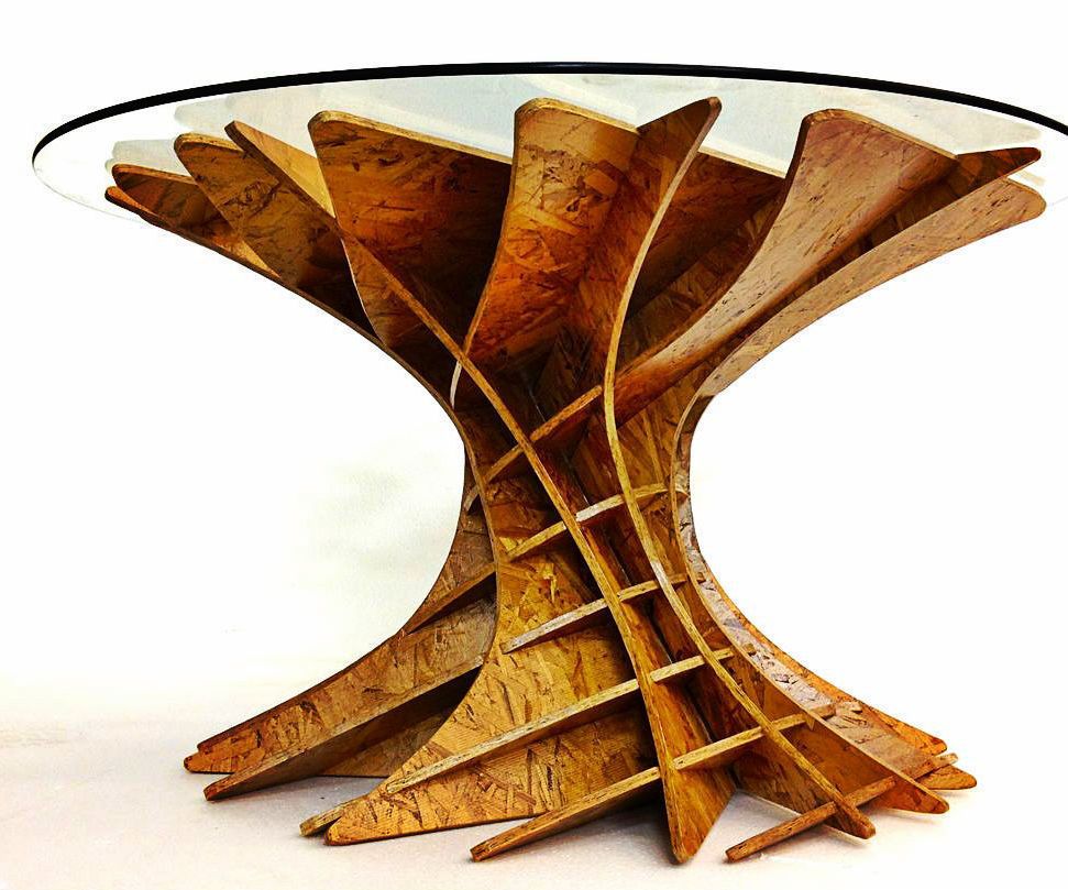 REVOLVE // a Hardware-less Coffee Table