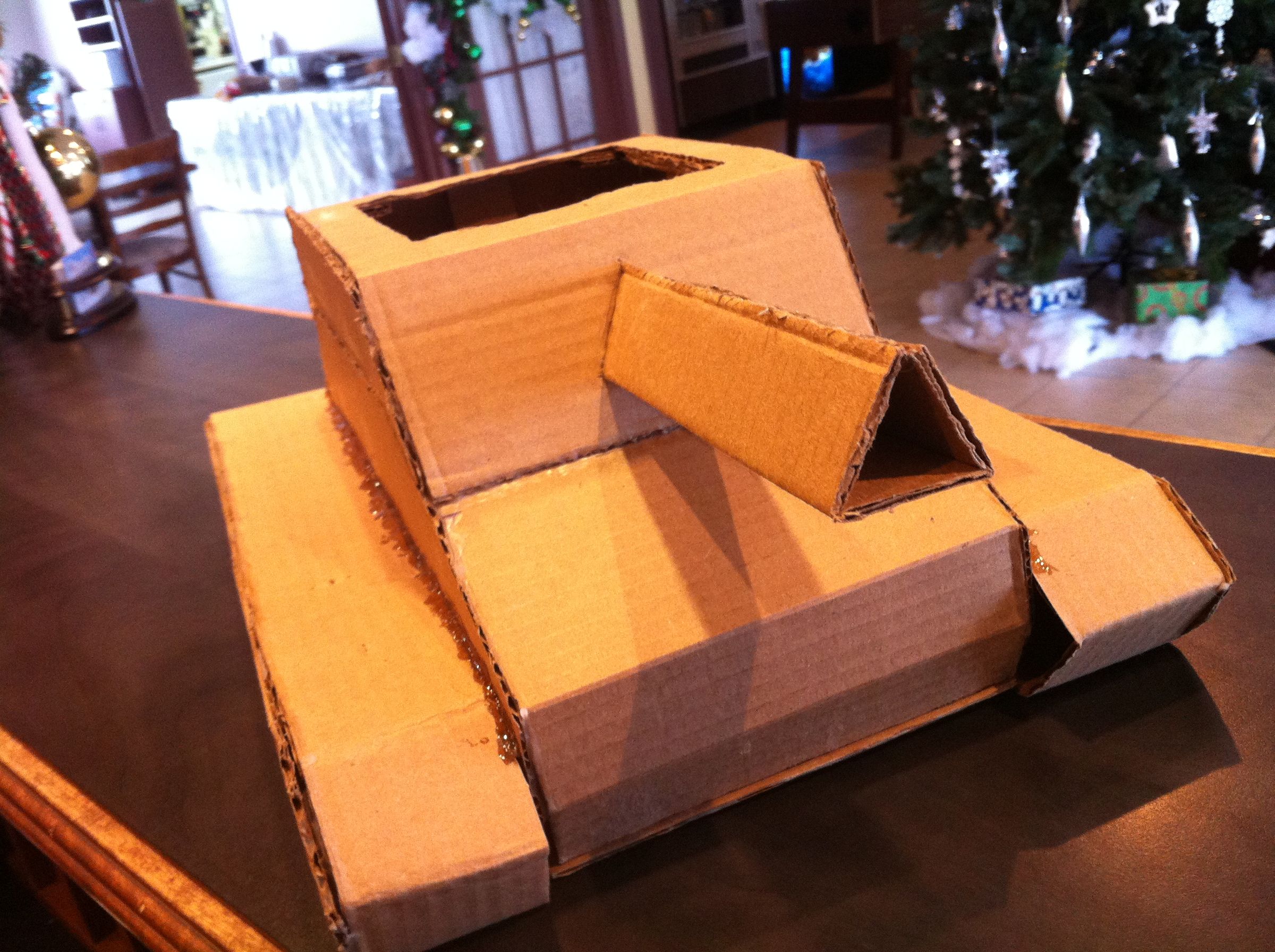 How to Build a Tank With a Cardboard Box 3 Steps (with Pictures