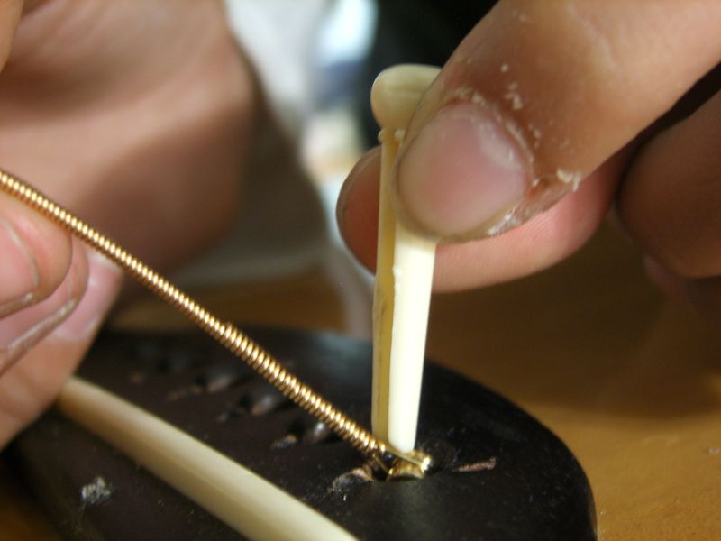 How to String a Guitar : 8 Steps (with Pictures) - Instructables