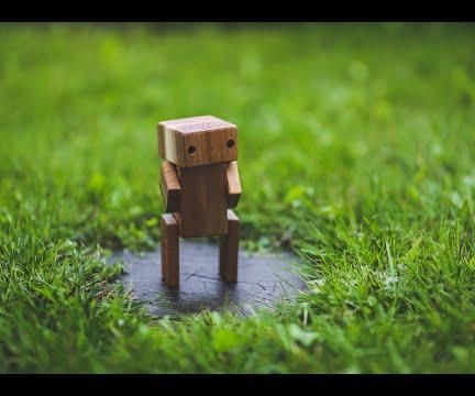 Obstacle Avoiding Robot - TinkerCAD Simulation