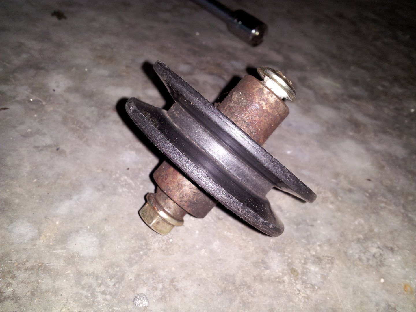 How to Change the Traction Belt on a John Deere LT155 8 Steps