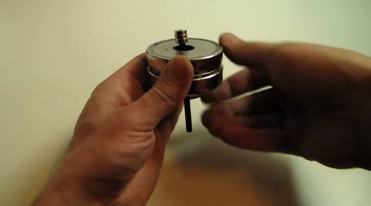 Magnet Gun
