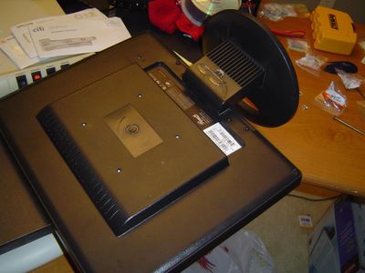 Mounting Monitor to Computer Case : 6 Steps - Instructables