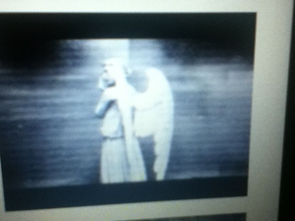 Changing Weeping Angel Wallpaper