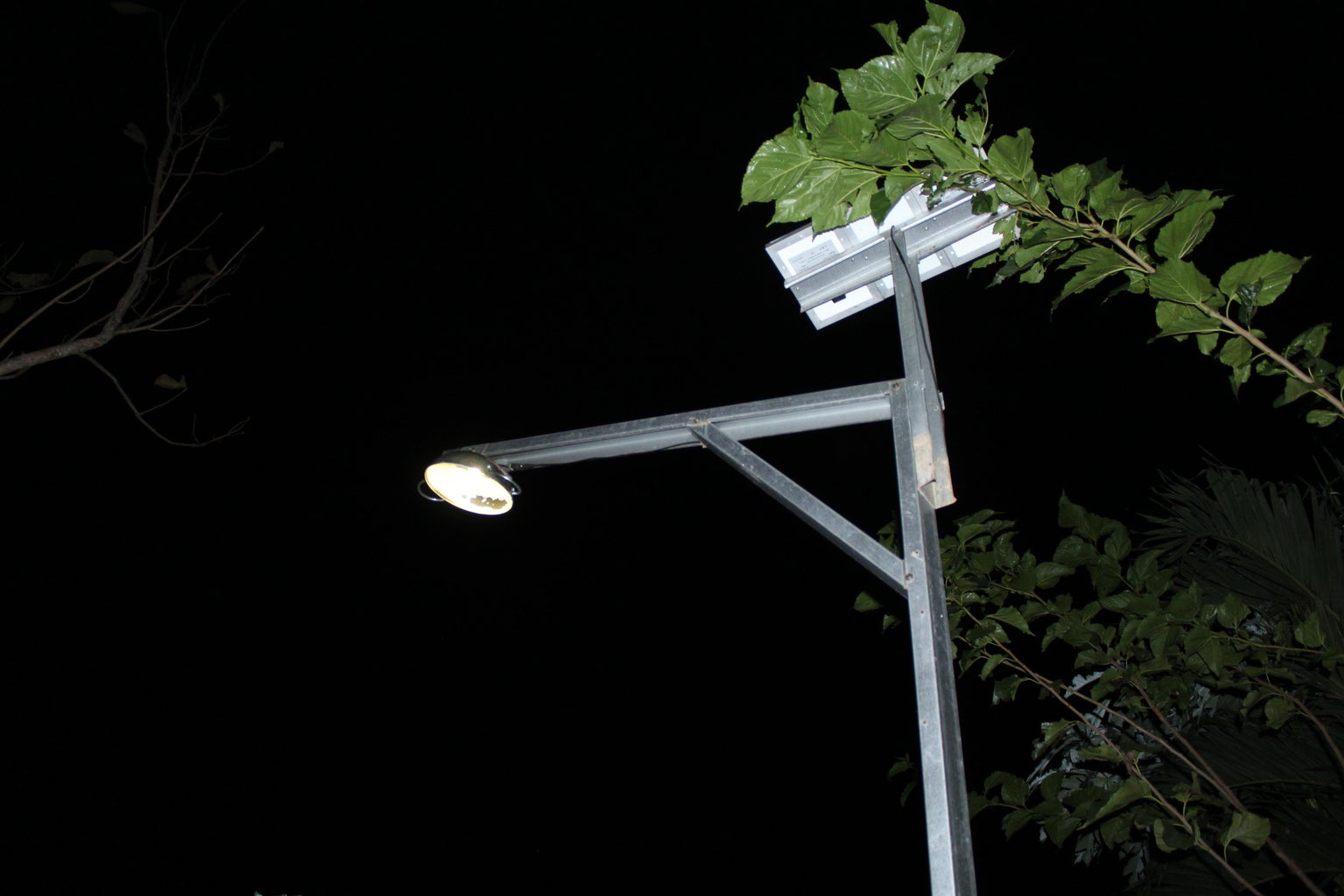 DIY Solar Powered Automatic Street Lighting : 3 Steps Circuit Diagram