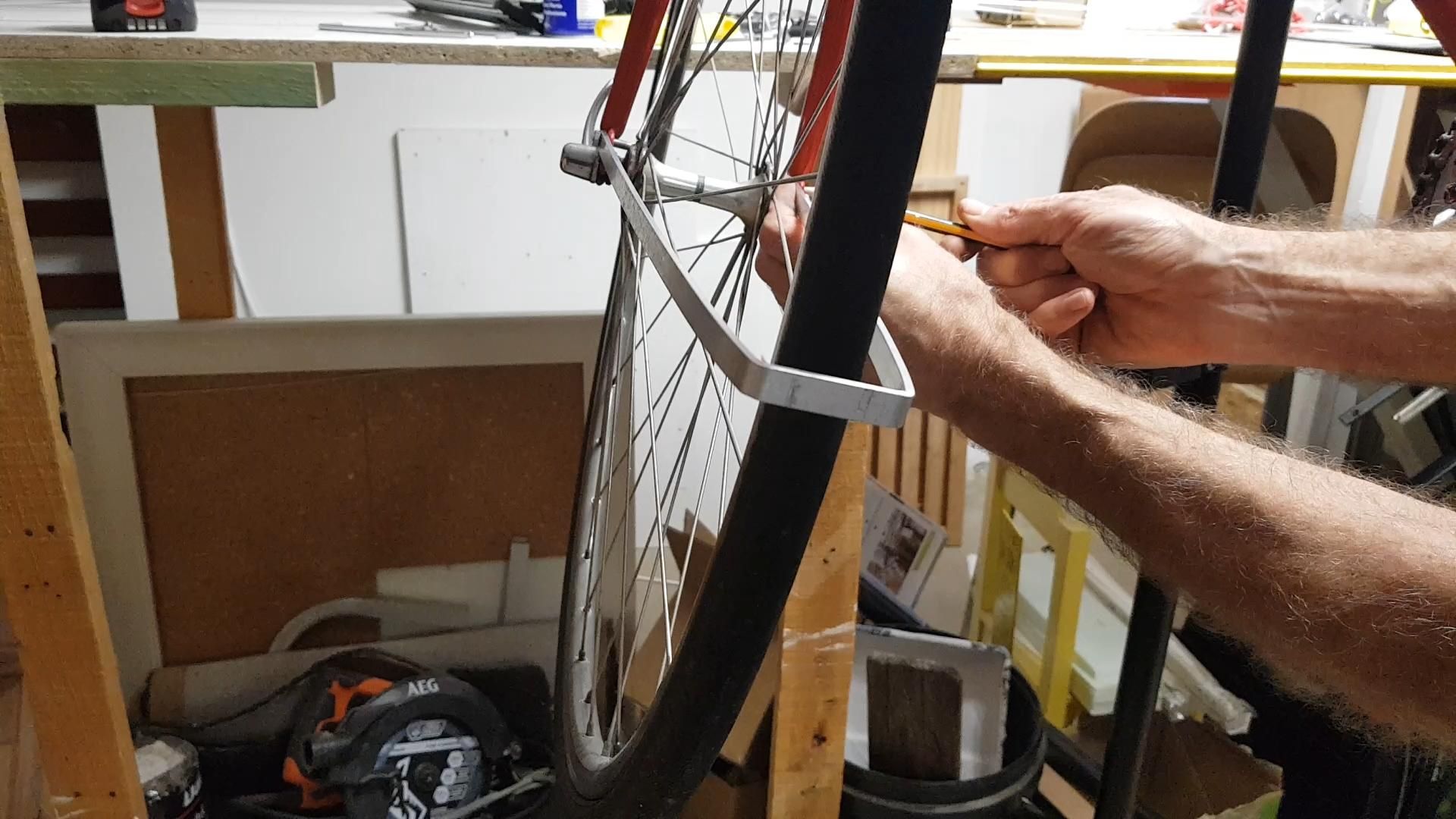 DIY Bicycle Mudguards / Fenders 9 Steps (with Pictures) Instructables