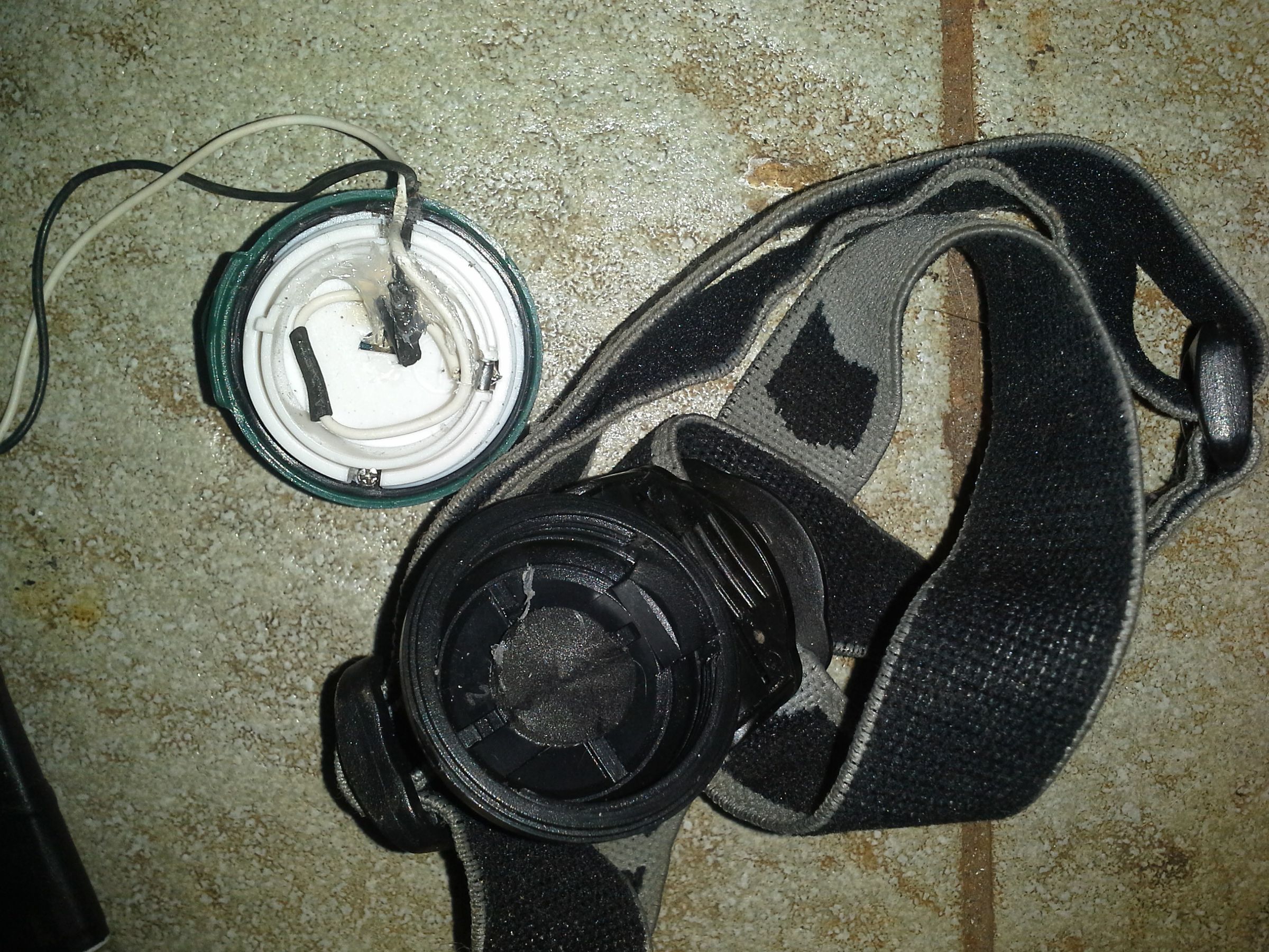 Led Headlamp With Reuse Cellphone Battery for More Longest Power 3