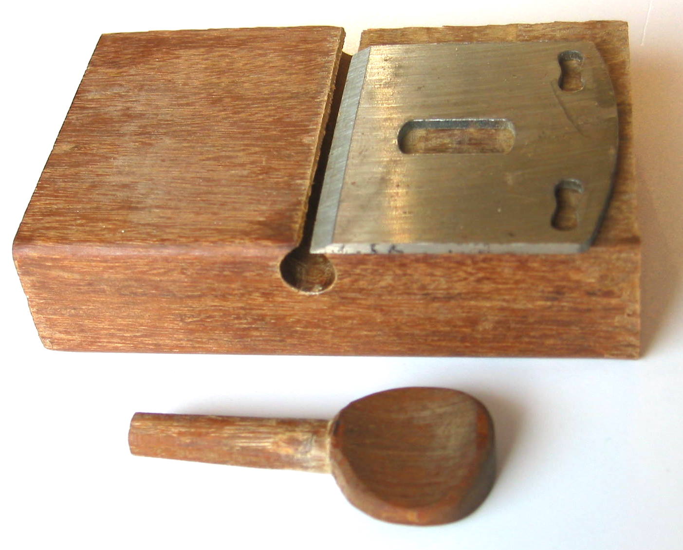 Cookie Tin Banjo Part 2 Make a Tuning Peg Shaver 6 Steps (with