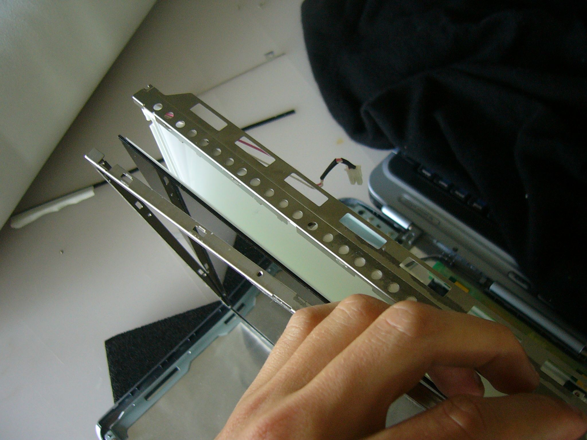 How to Take Apart a Laptop 8 Steps Instructables