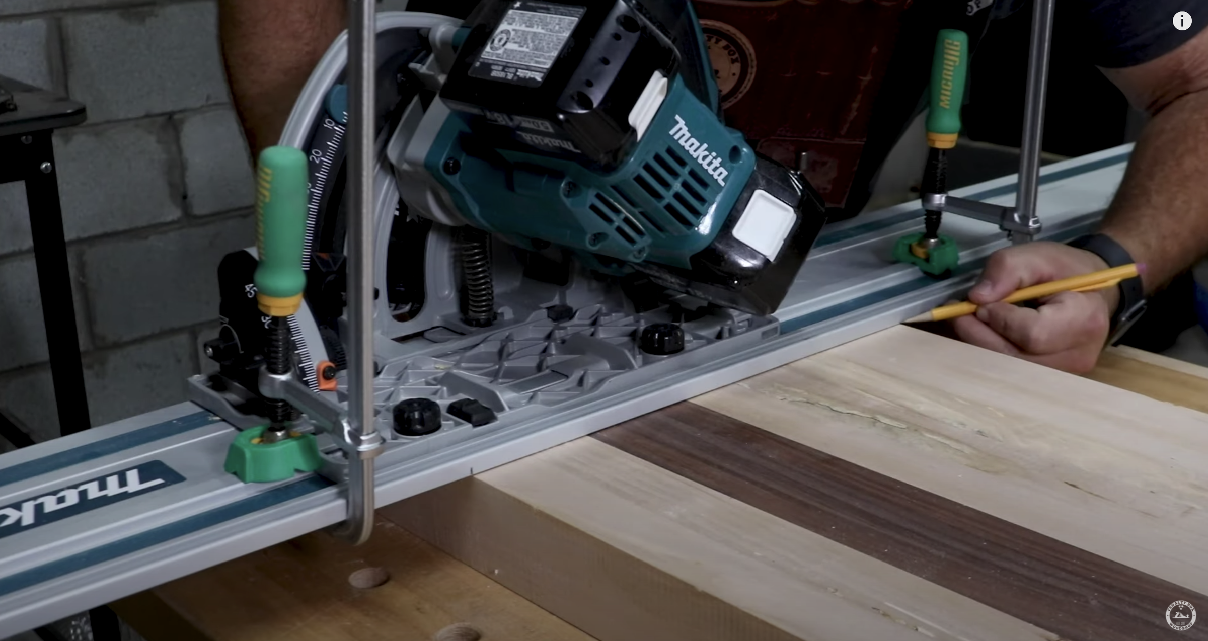 The Ultimate Cutting Board With Knife Storage - DIY : 10 Steps (with ...