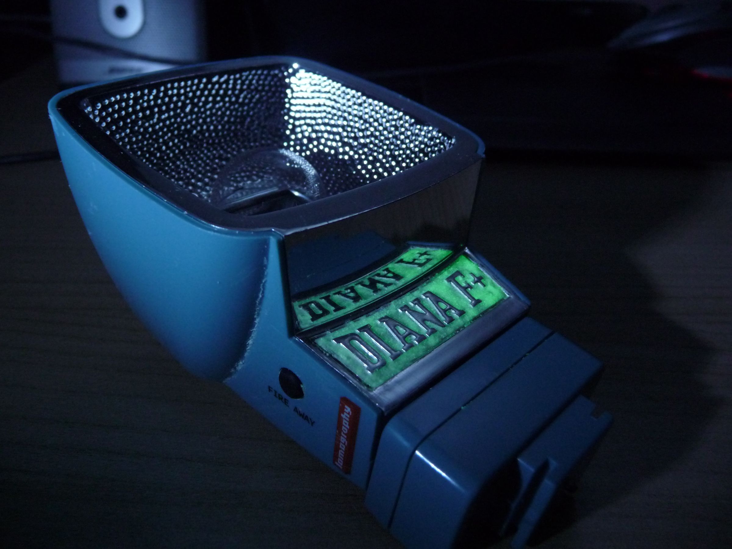 Glow-in-the-dark Lomography Flash