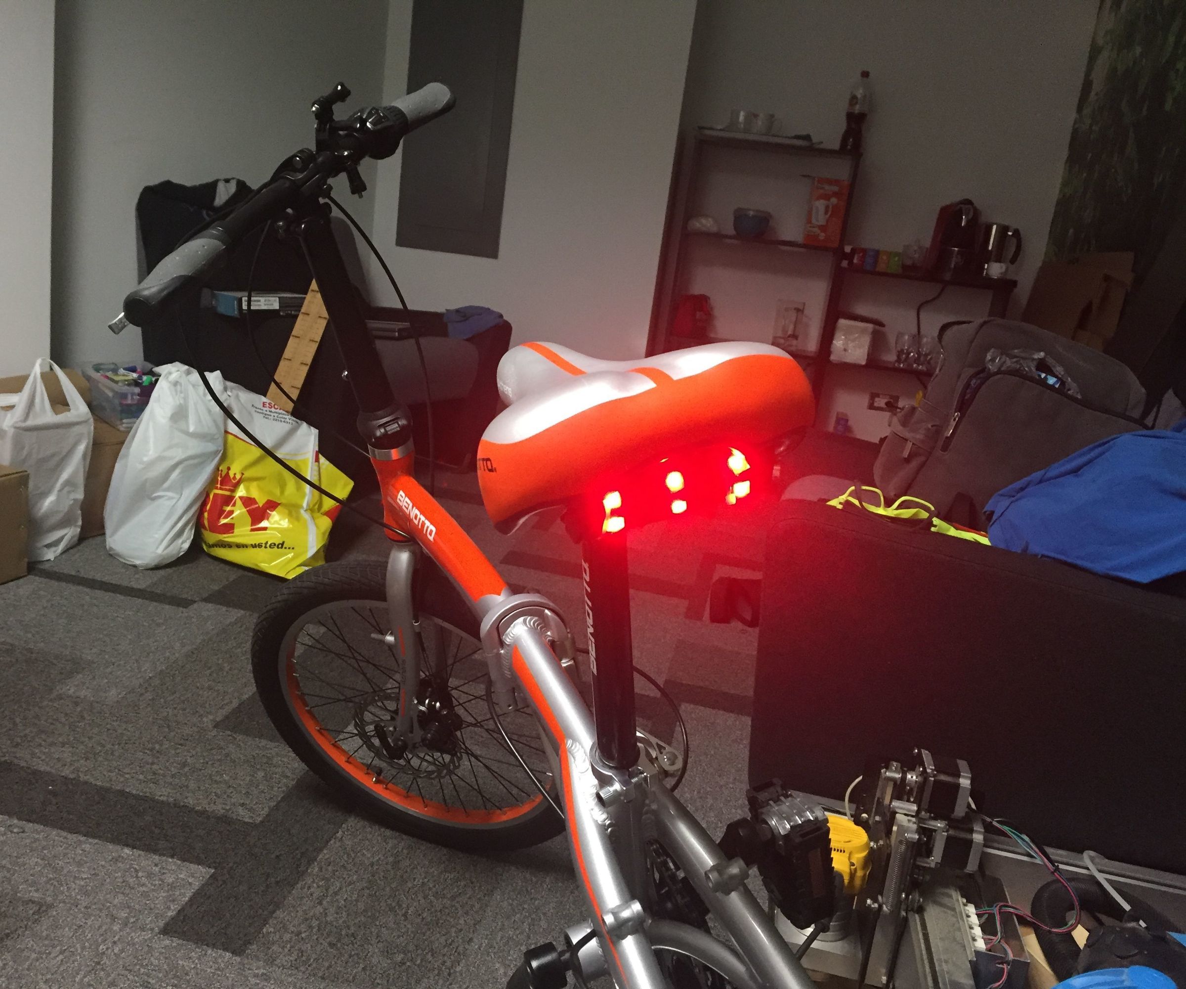 Luces De Seguridad Para Bicicleta / ATTiny - NeoPixels - 