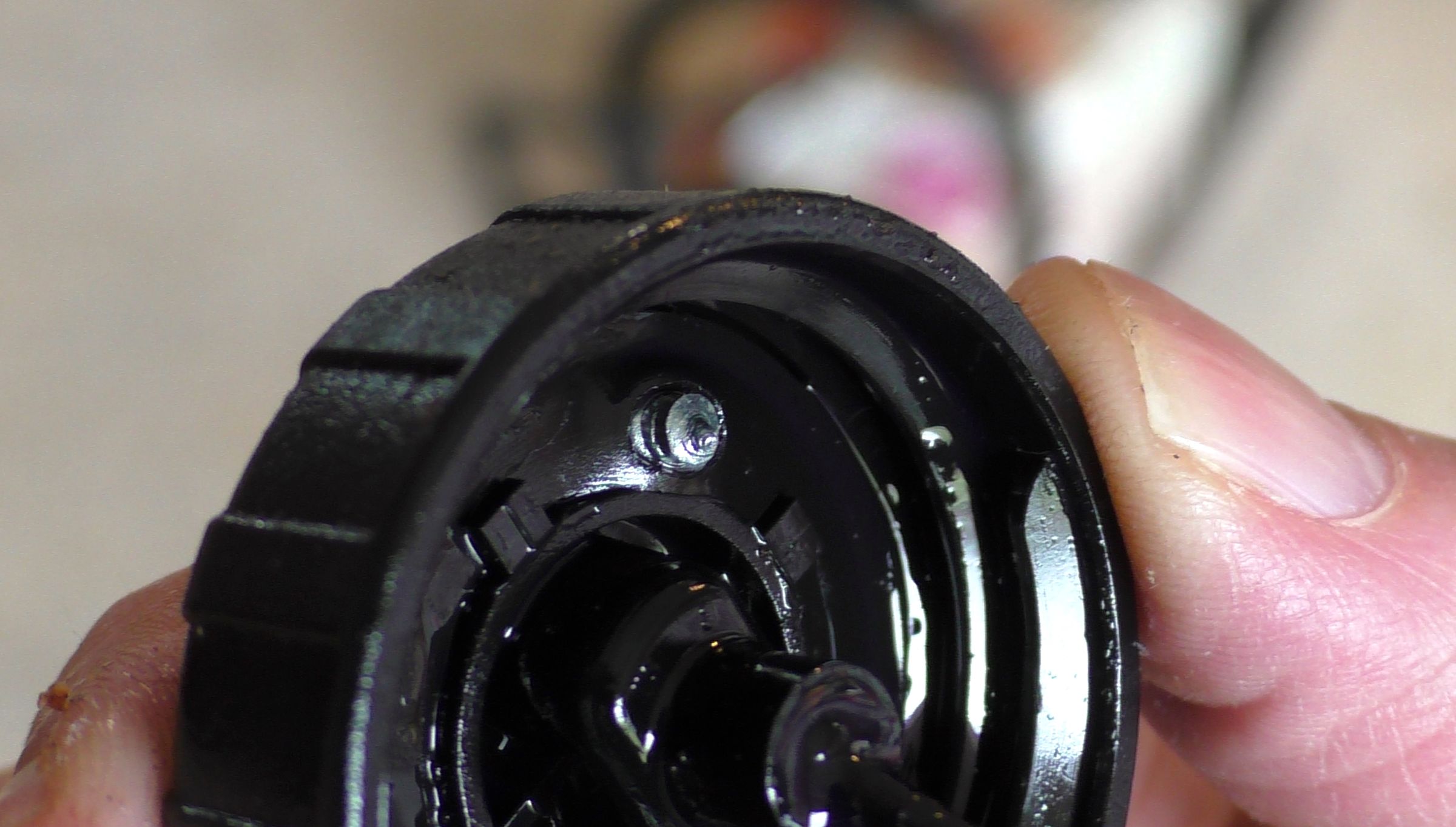 Fixing Chainsaw Bar Oil Problem With Air Compressor Instructables