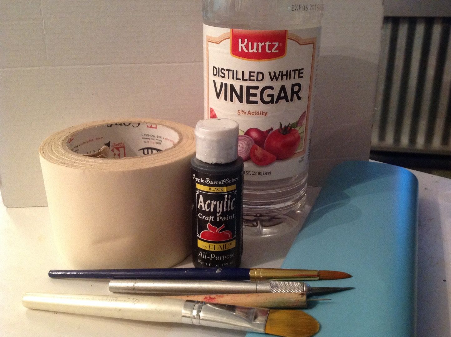 Vinegar Etching (The Instructables Robot in Clay) 7 Steps (with