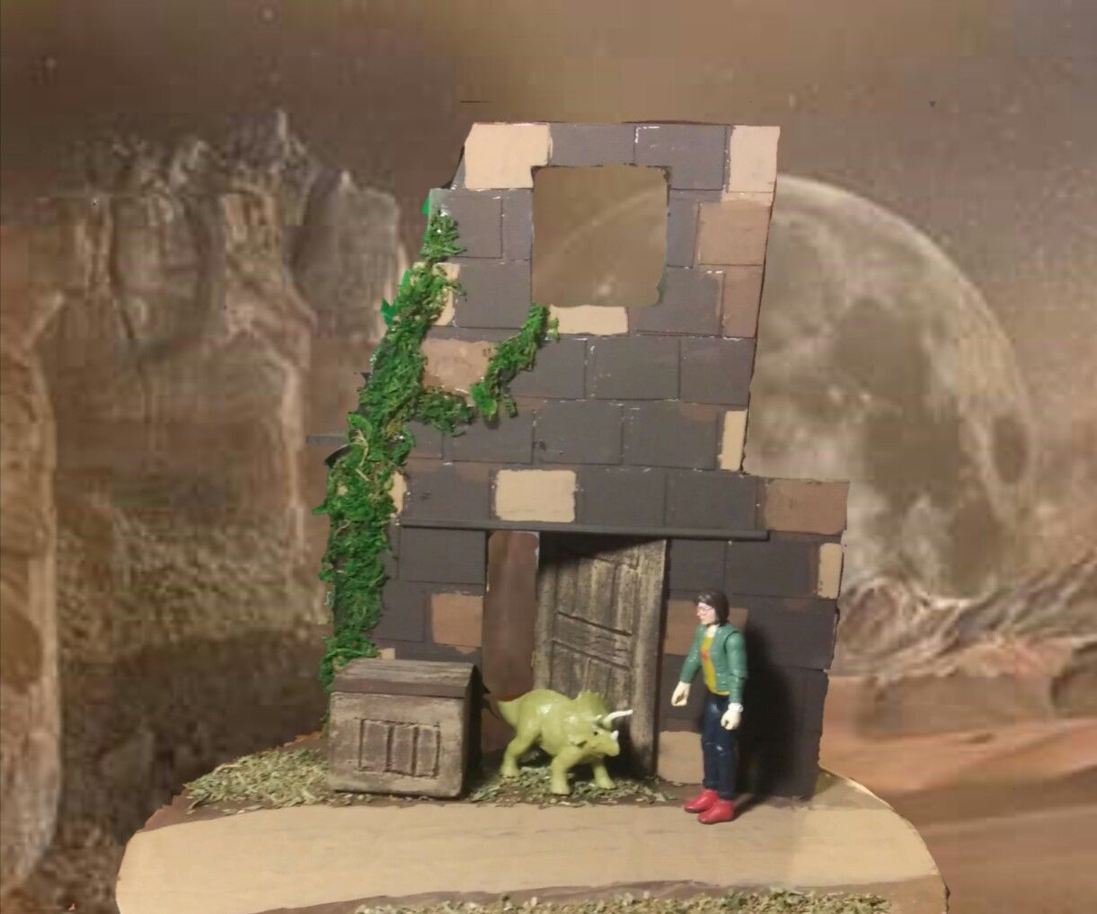 RuinedTower Diorama