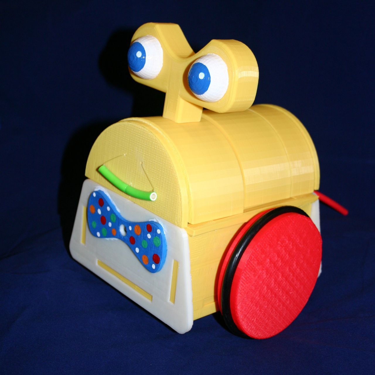 Tyree--the Smiling, Tail Wagging, Sensor Less 3d Printed Robot