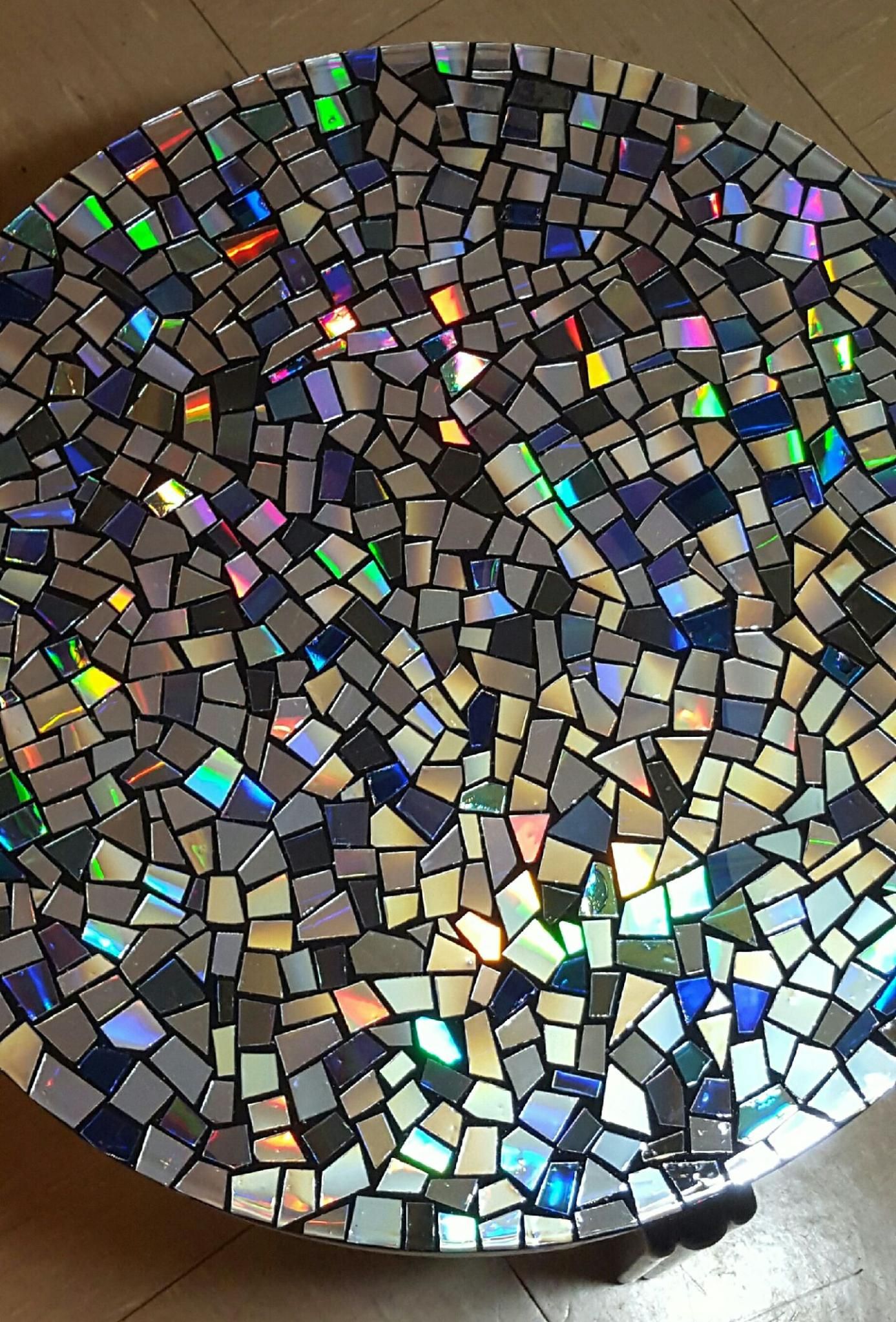 CD Mosaic Table : 3 Steps (with Pictures) - Instructables