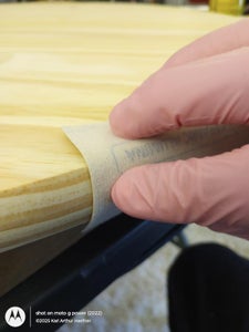 Smooth the Putty and the Table Top