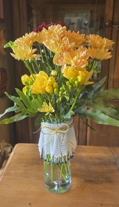 Pretty Doily Vase Topper