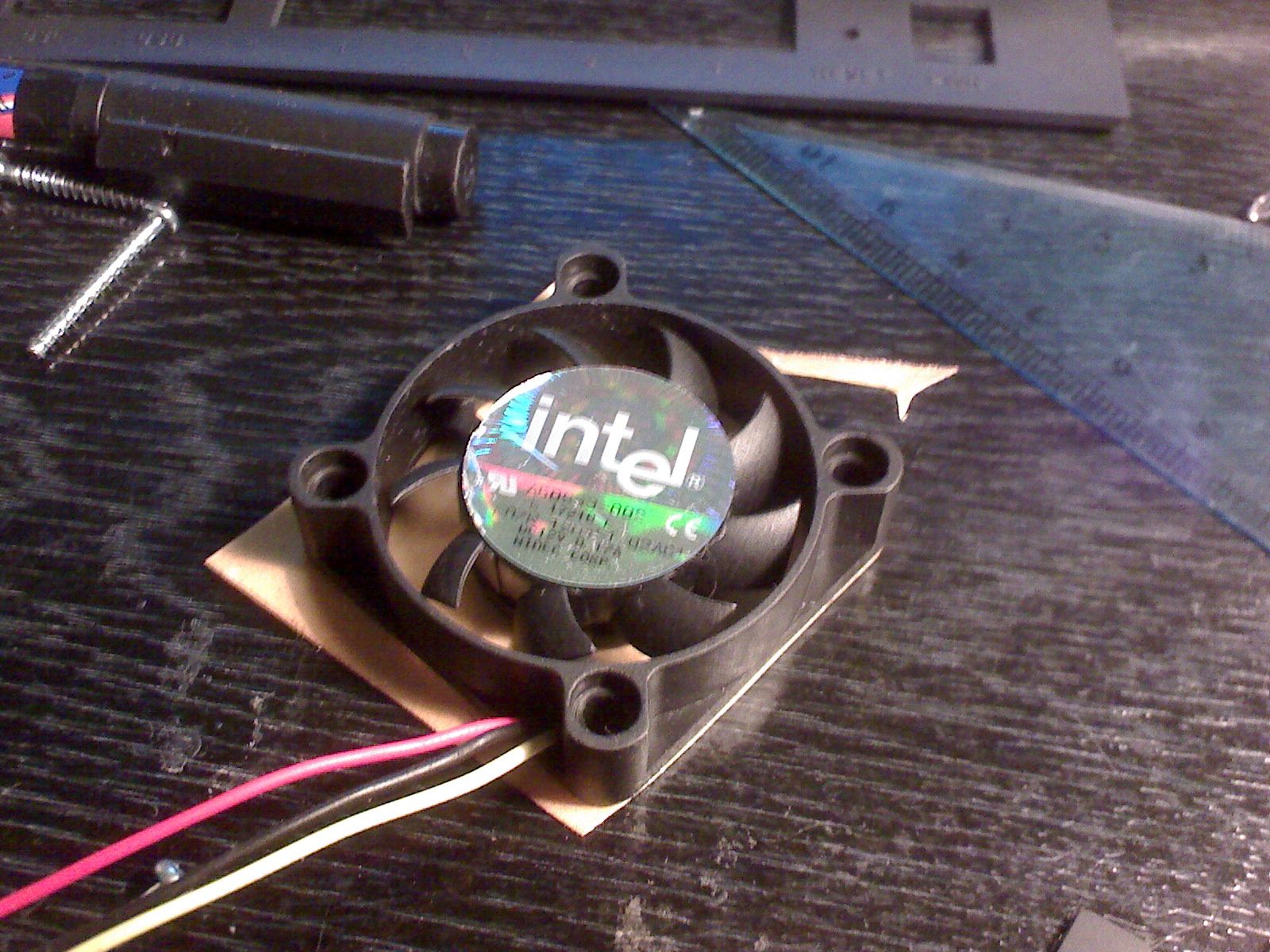 Adsl Modem Cooling Fan Mod 5 Steps Instructables